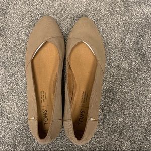TOMS brown womens flats